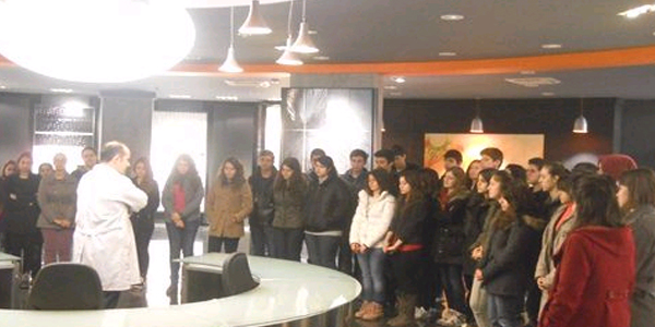Fen Lisesi Öğrencilerinden Seramiksan'a ziyaret