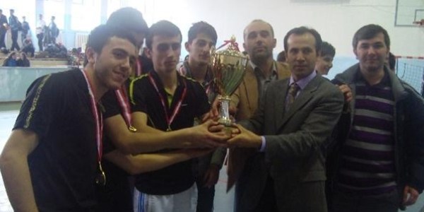 Bafra Kızılırmak Lisesi Samsun il birincisi oldu