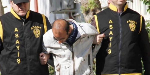 Adliyeden çıkar çıkmaz yine hırsızlık yaptı