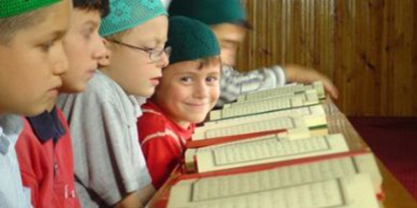 Vali'den Kuran Kursu ��rencilerine gezi m�jdesi