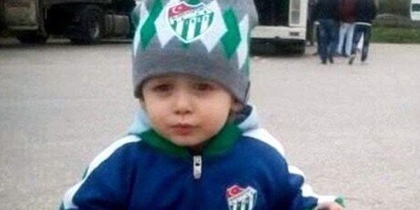 2 yaşındaki taraftardan, 18 saatlik deplasman yolculuğu