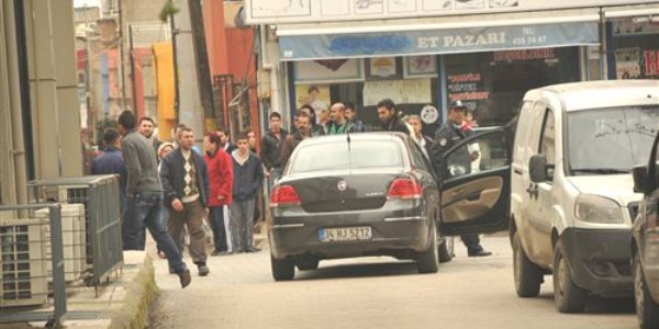 Silahlı kavganın ortasında kalan ilaç mümessili öldü
