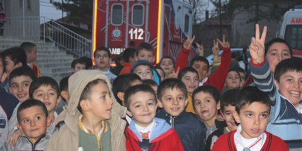 İlkokulda aşı skandalı