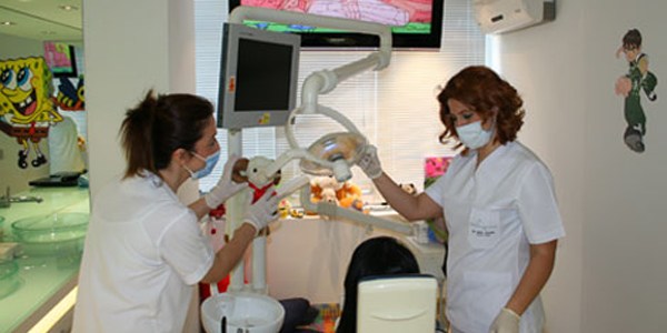 Diş teknisyenlerinin iş yükü arttı