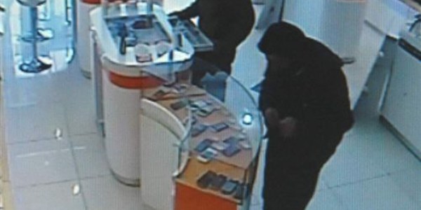 Cep telefonu h�rs�zl�klar� kamerada