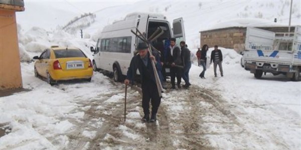 Bitlis kar� sahneye ta��nacak