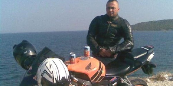 Motosiklet tutkunu iki arkada�� kaza ay�rd�