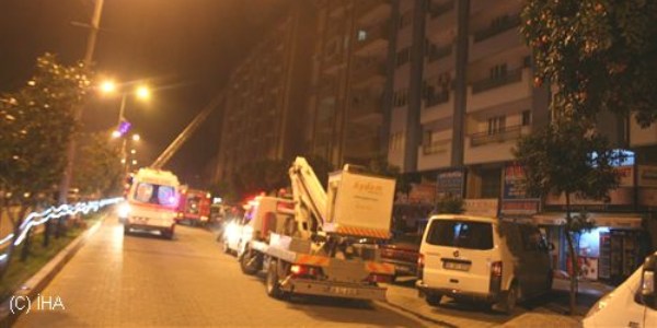 Aydın'da alevler arasında kalan 3 kişi ağır yaralandı