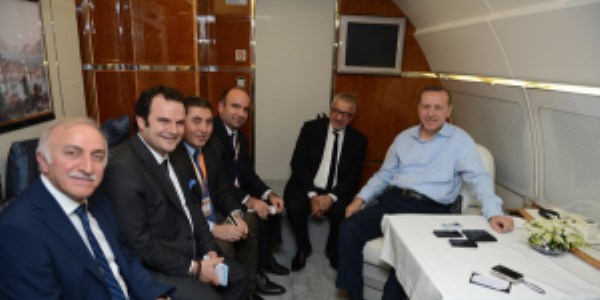 Erdoğan: Rektörler üniversiteyi yönetmemeli