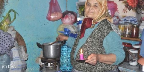 6 yıldır karanlıkta yaşıyorlar