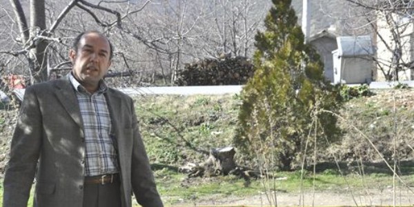 Köpekleri zehirlenen emekli polis savcılığa başvurdu