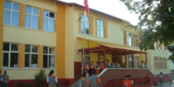 Okul müdürlüğü için hem sınav hem mülakat