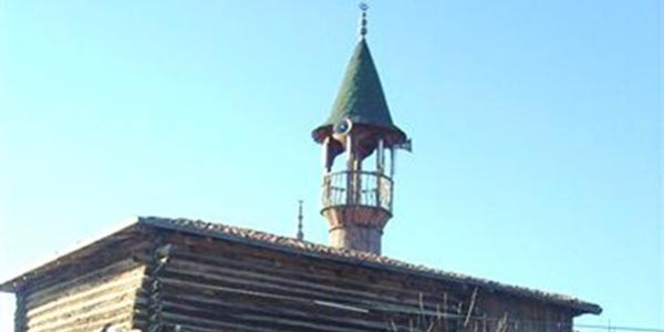 Edremit'teki 85 yıllık portatif cami Çorum'a geri götürülüyor