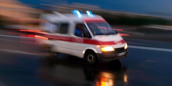 11 lise öğrencisi gıda zehirlenmesi şüphesiyle hastaneye kaldırıldı
