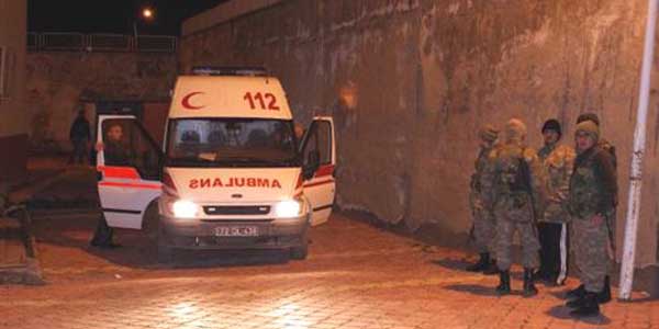 Gerc��'te yol kenar�na g�m�len kad�n ceseti bulundu