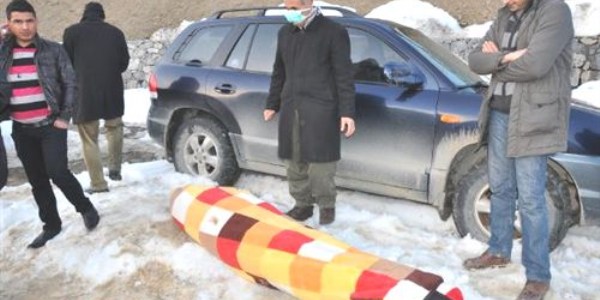 Hakkarili aileye yanl�� PKK'l� cenazesi