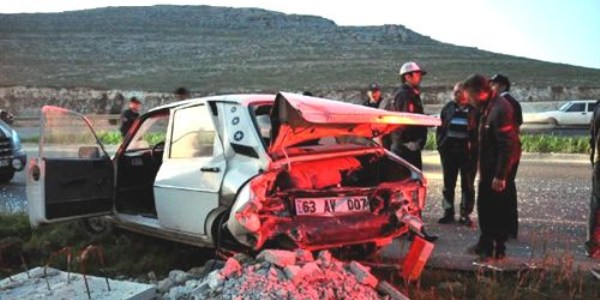 Polisi görünce panik yapan sürücü kaza yaptı: 5 yaralı