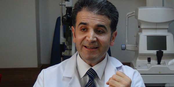 İlkokuldan atıldı, tıp fakültesini ikincilik ile bitirdi