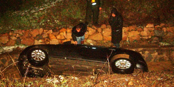 Balıkesir'de cenaze dönüşü kaza: 1 ölü, 2 yaralı