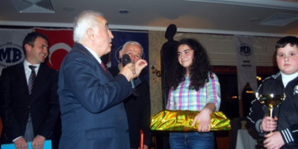 Validen ünlü spikere cevap