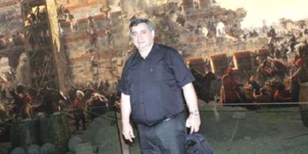 400 bin lirayı kadın arkadaşının hesabına aktaran genel sekreter tutuklandı