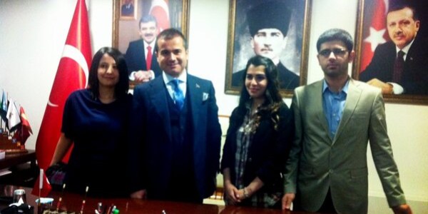 Bakan, programına 3 twitter takipçisini dahil etti
