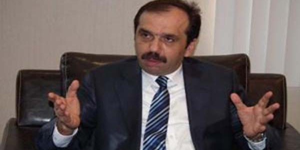 Bakan yard�mc�s�n�n ara� kiras� 6 bin TL!