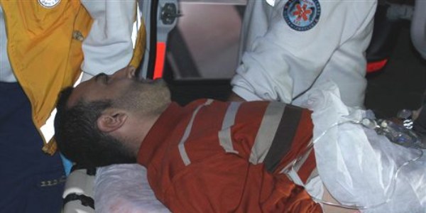 Silahla oynarken kendini yaralam��
