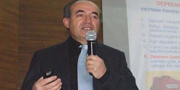 '7,9'luk Erzincan depremi Türkiye'deki en büyük depremdir'