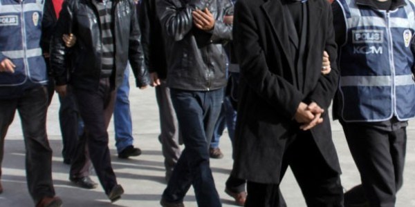 Tatvan'da 5 kişi gözaltına alındı