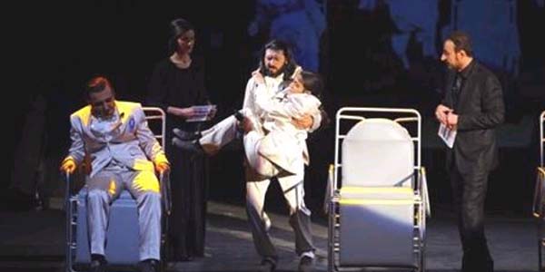 'Dar Ayakkab�yla Ya�amak' MDT sahnesinde olacak