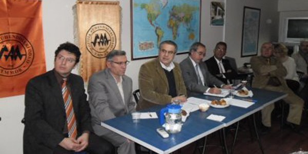 Jeofizikçiler: 20 bin can kaybını unutmayalım