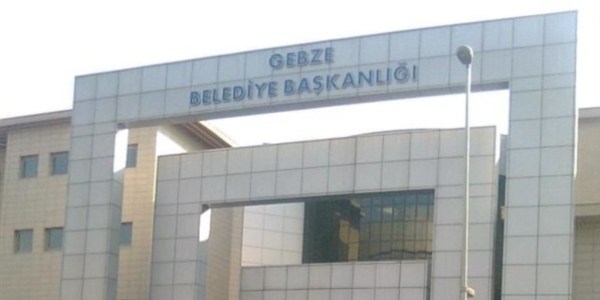 Belediyenin adını kullanarak yardım topladılar