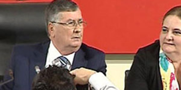CHP'liler yine mikrofonu kapalı sandı/ Video