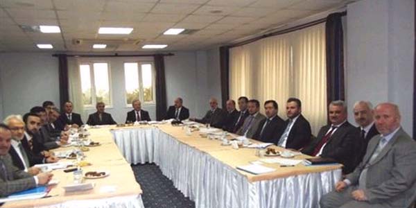 Sakarya �l�e M�ft�leri toplant�s� Serdivan'da yap�ld�