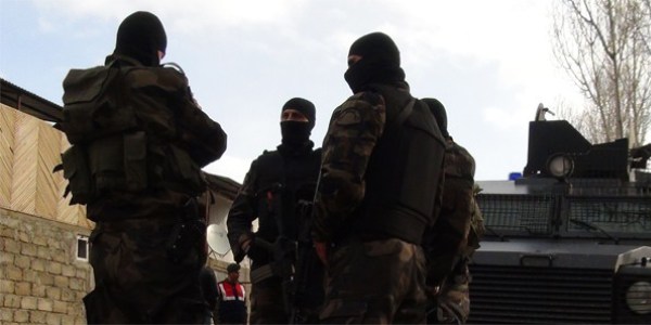 Bitlis'te kaçakçılık operasyonunda 7 gözaltı