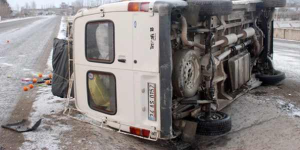 Yağışlı hava kazayı beraberinde getirdi