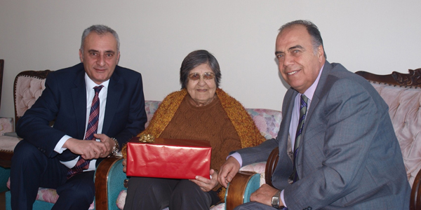 �zmirgaz 400 bininci abonesini �d�llendirdi