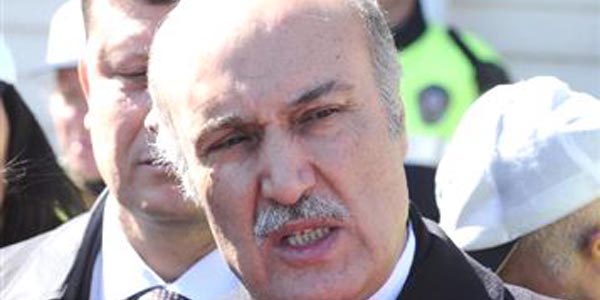 Emniyet m�d�r� �apk�n: (kad�k�y'deki olay) sald�rgan intihar etti