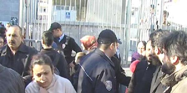 İmam Hatip yapılmak istenen okul önünde gerginlik