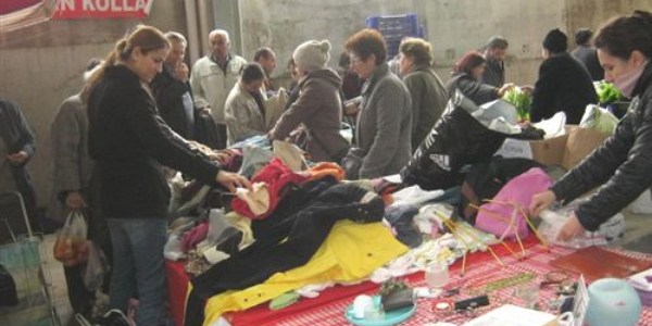 Urla CHP'den eğitime tam destek