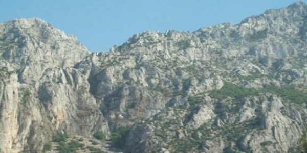 Piknik için Spil Dağı'na çıkan 4 genç kayboldu