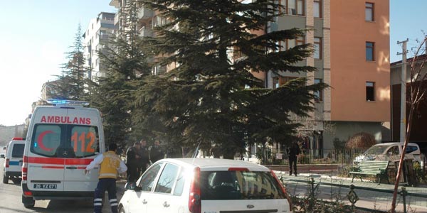 Temizlik yaparken camdan düştü