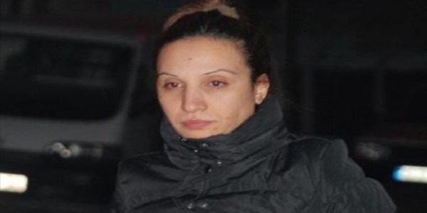 Alkollü sürücü otomobiliyle, polis otomobiline çarptı