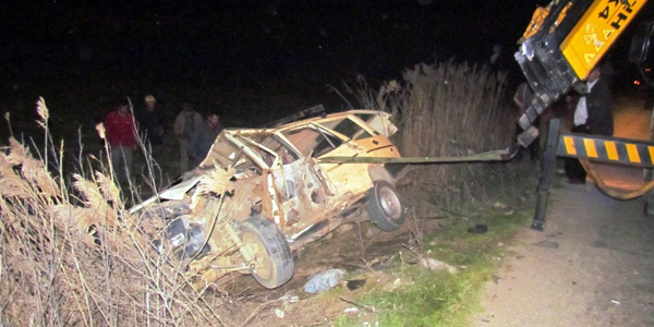 İzmir'de trafik kazası: 4 yaralı