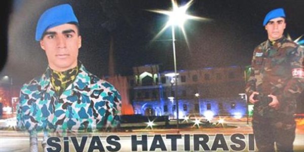 Batmanlı 2 asker birliklerinde intihar etti/ Video