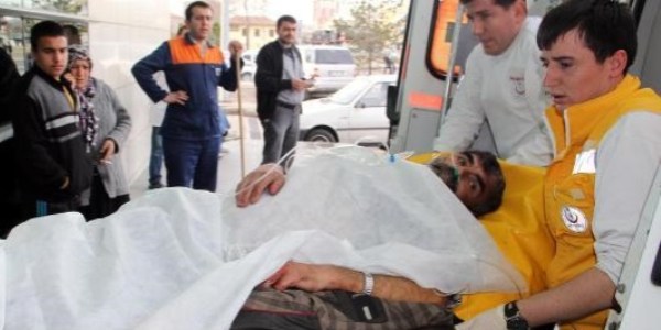 Ortağını 9 yerinden bıçakladı, polisi arayıp yardım istedi