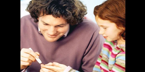 Öğretmenlere 20 bin diyabetli çocuk için uyarı