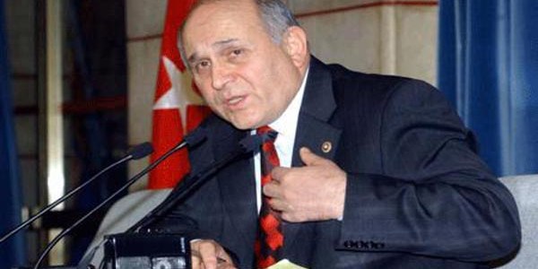 Burhan Kuzu: Türkiye'de davul daha dengeli çalıyor