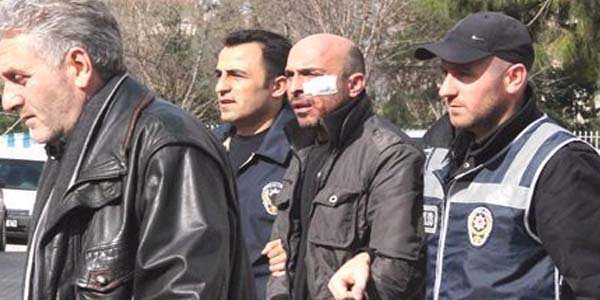 Arkada�� taraf�ndan b��aklanan �ah�s hayat�n� kaybetti